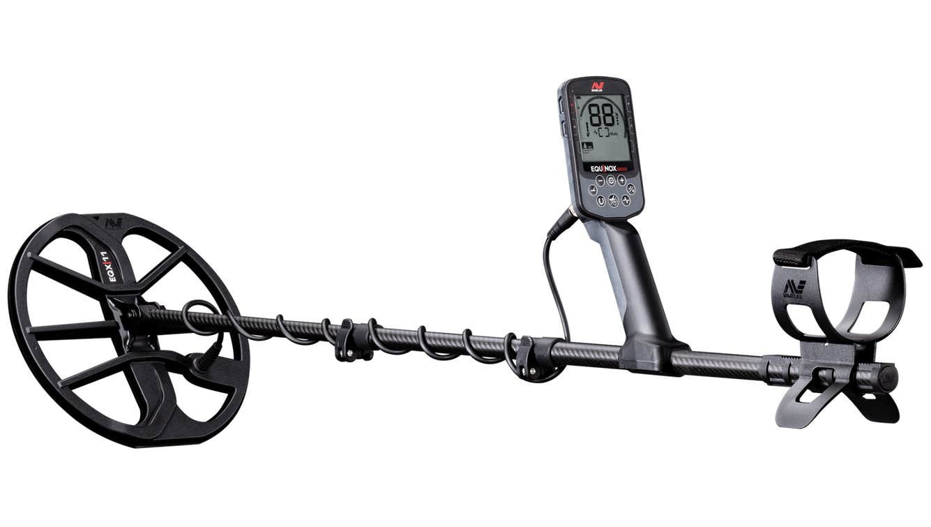 صورة جهاز Minelab EQUINOX 900 الأصلي لكشف الذهب والمعادن